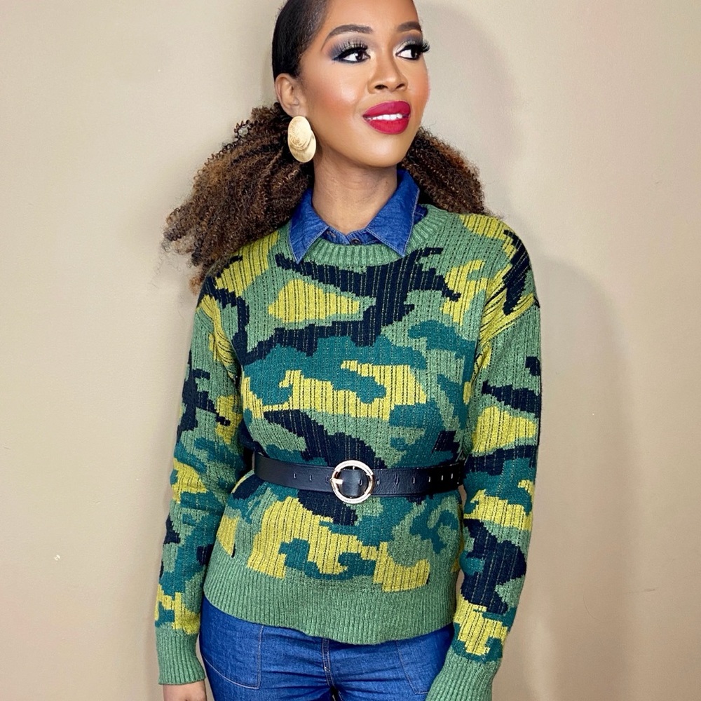 Camouflage crew neck sweater
